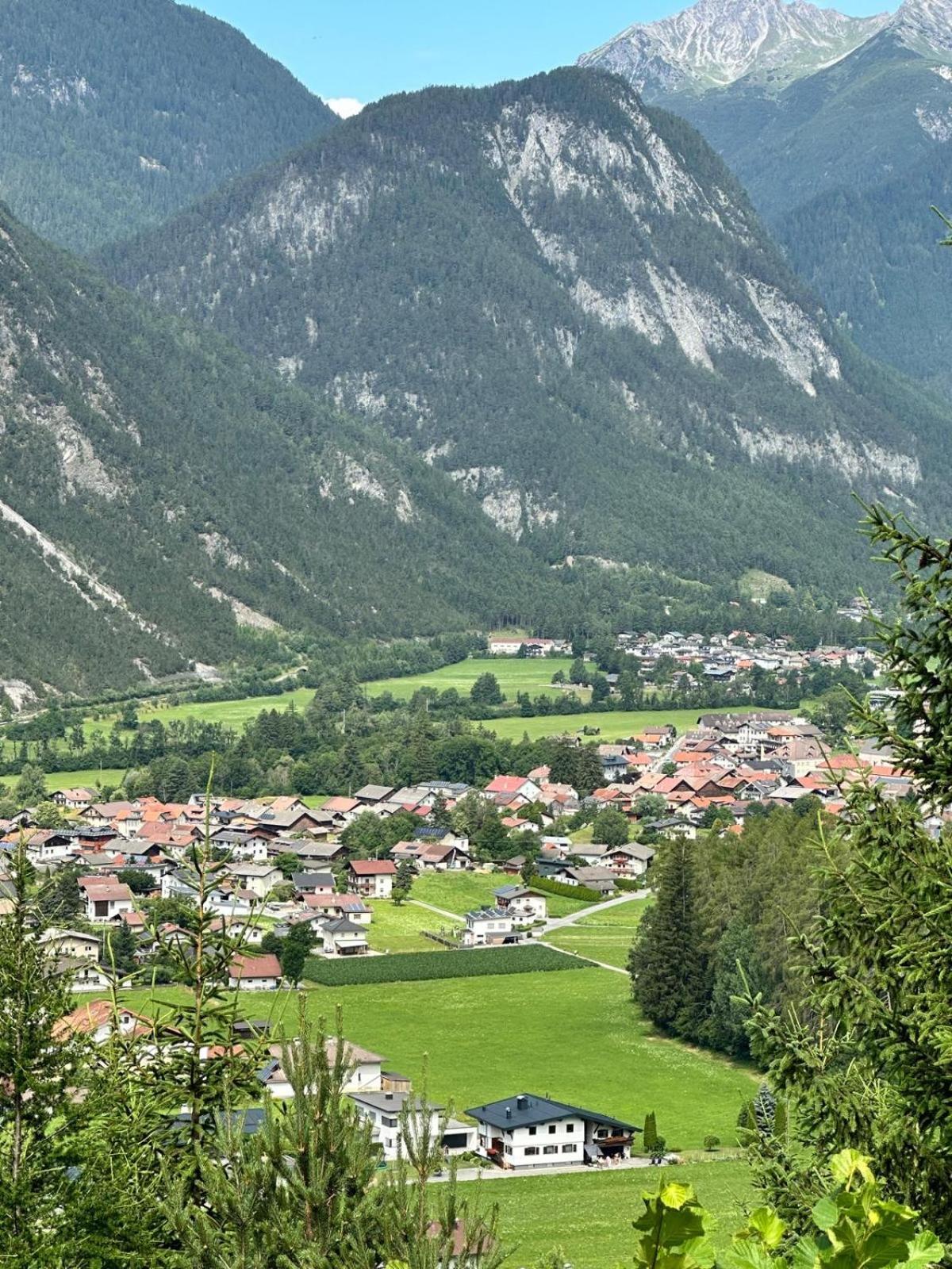Ferienwohnungen Schleich Nassereith Bagian luar foto