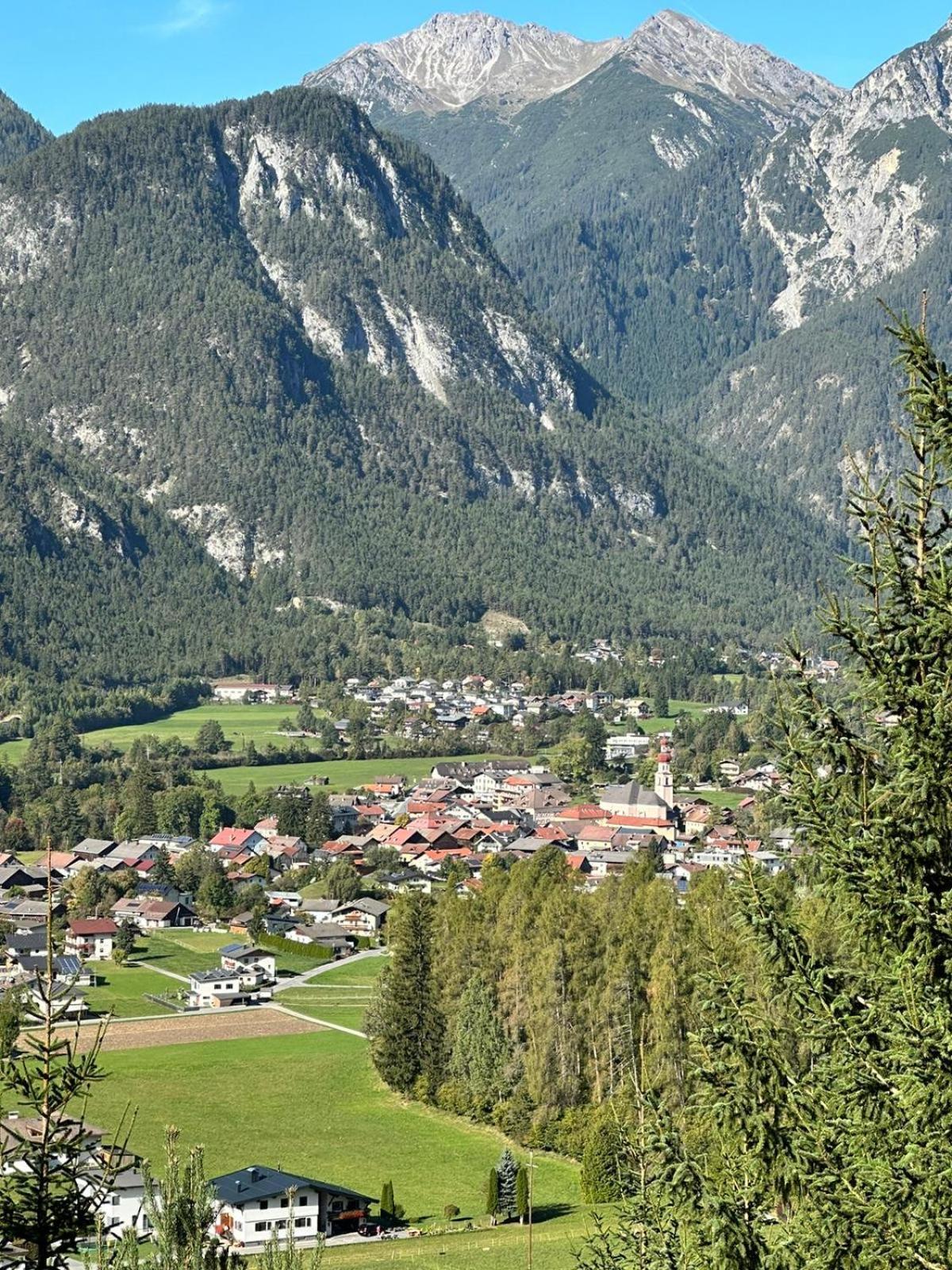 Ferienwohnungen Schleich Nassereith Bagian luar foto